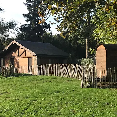 ベッド・アンド・ブレックファスト Le Manoir D'ange フェリエール